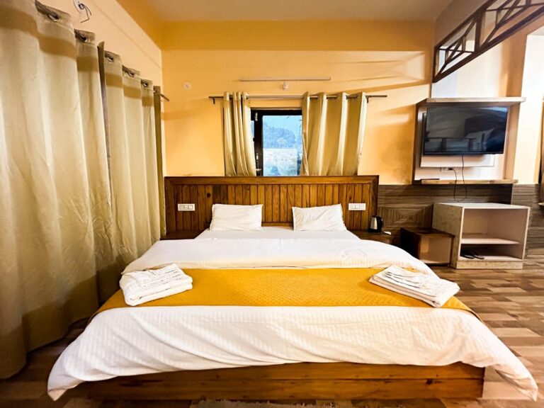 Room With Mountain View